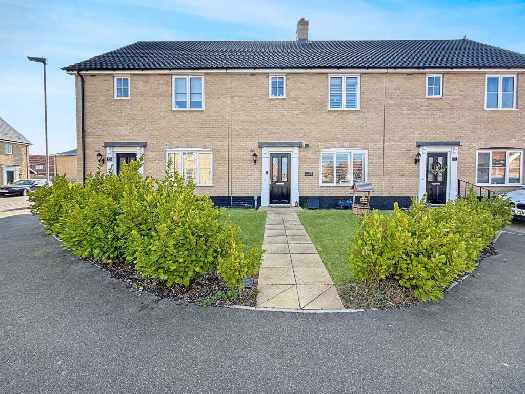 3-bed terraced on Keats Crescent, Brightlingsea, Colchester, CO7, £285,000