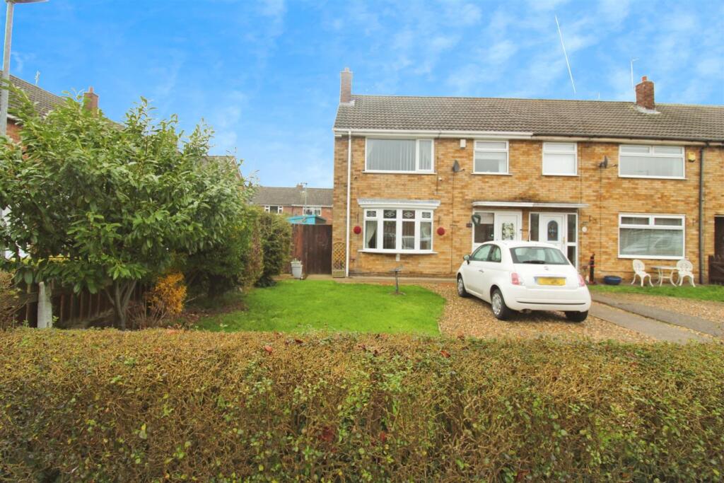 Main image of property: Stromness Way, Hull