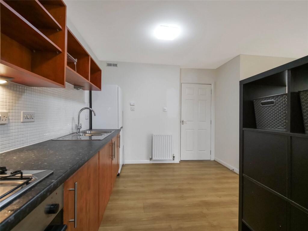 Apartment in Glasgow - View 5
