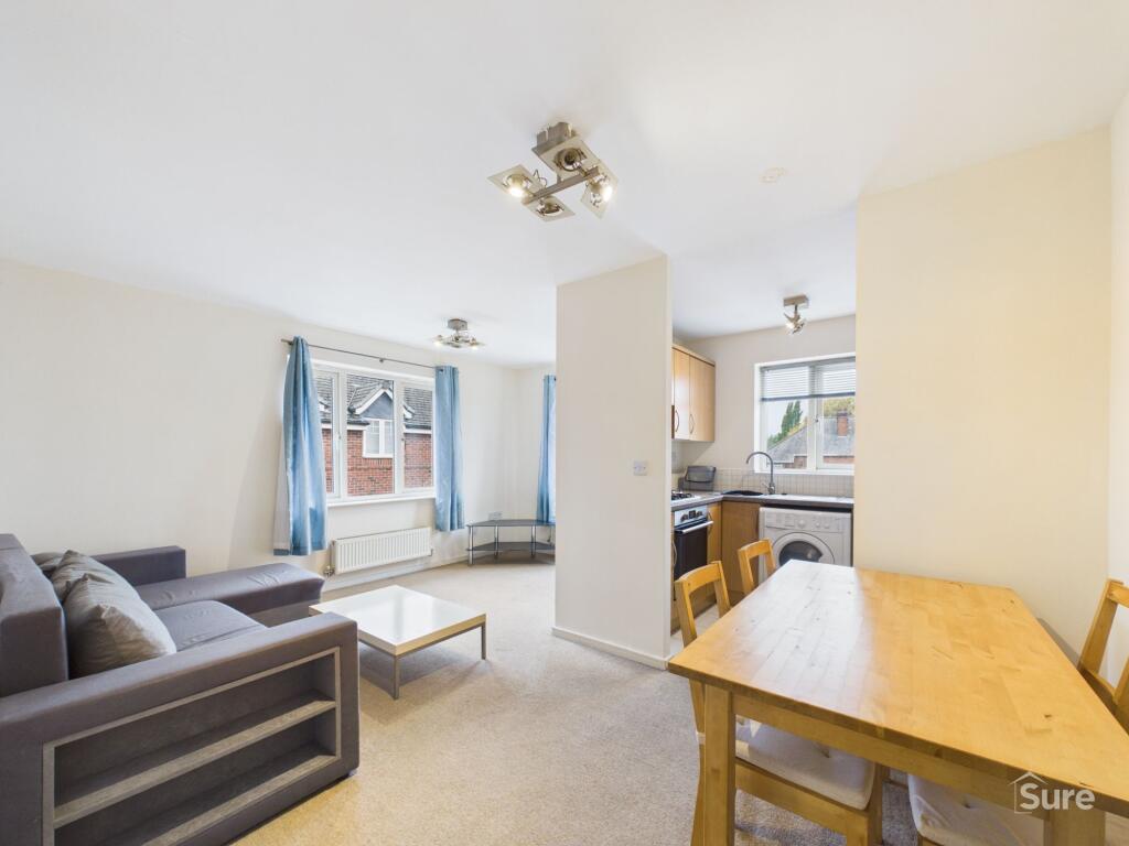 Apartment in Derby - View 4