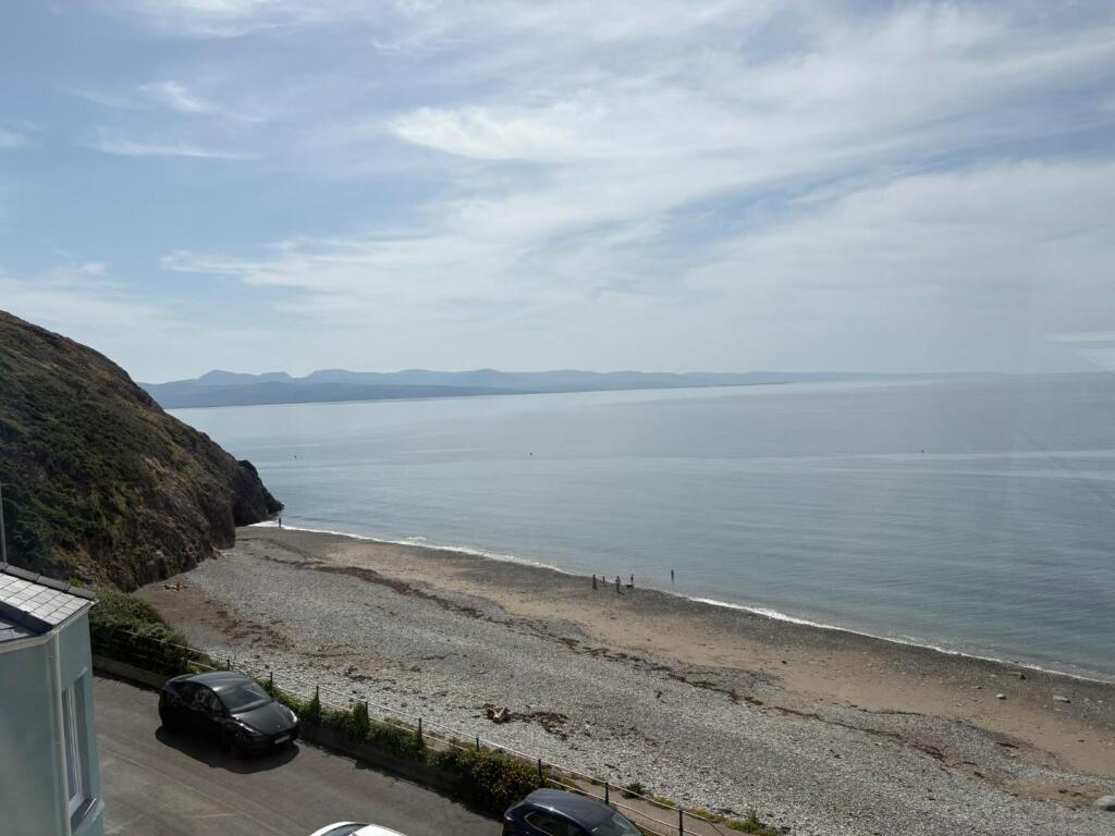 Marine Terrace, Criccieth photo 4