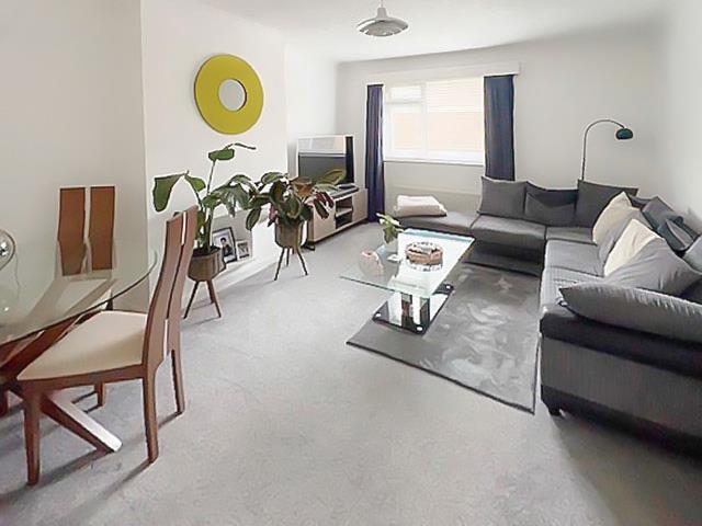 Apartment in Arun, Rustington - View 2
