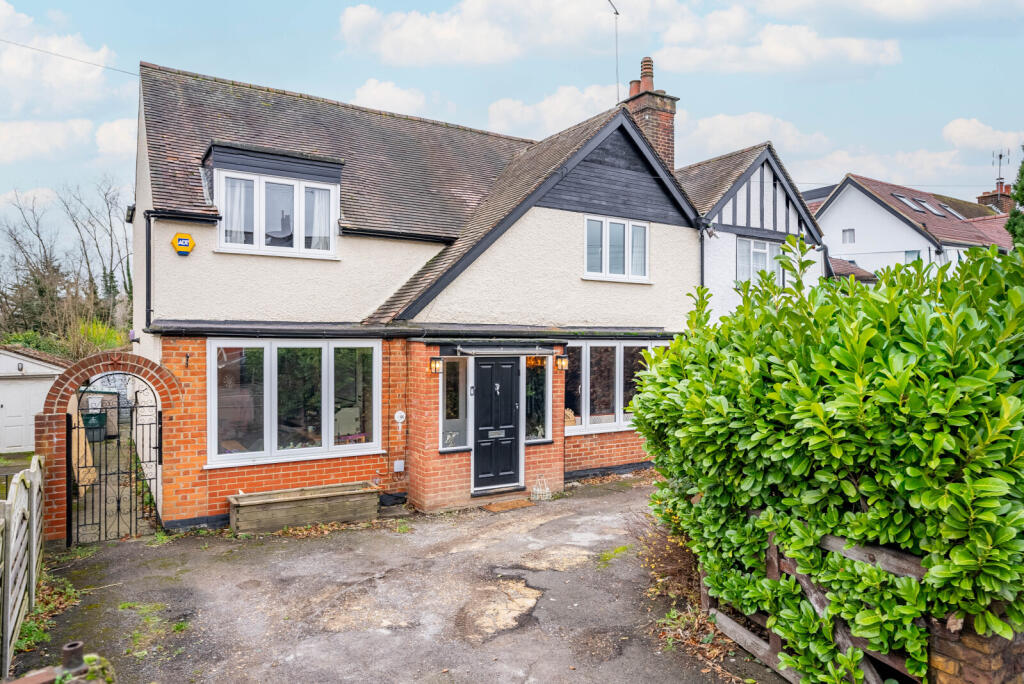 Radlett Road, Frogmore, St. Albans, Hertfordshire, AL2