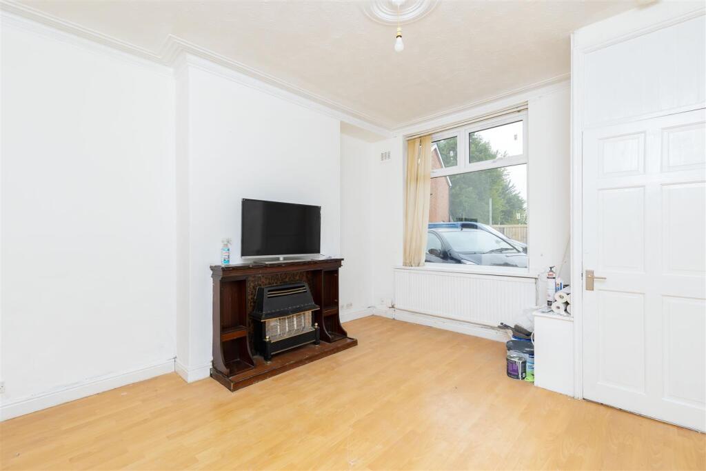 House in Preston - View 2