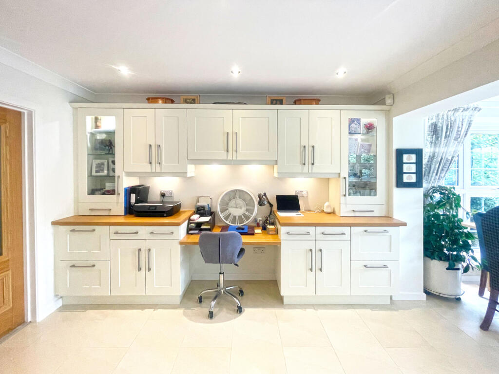 House in Southampton - View 4
