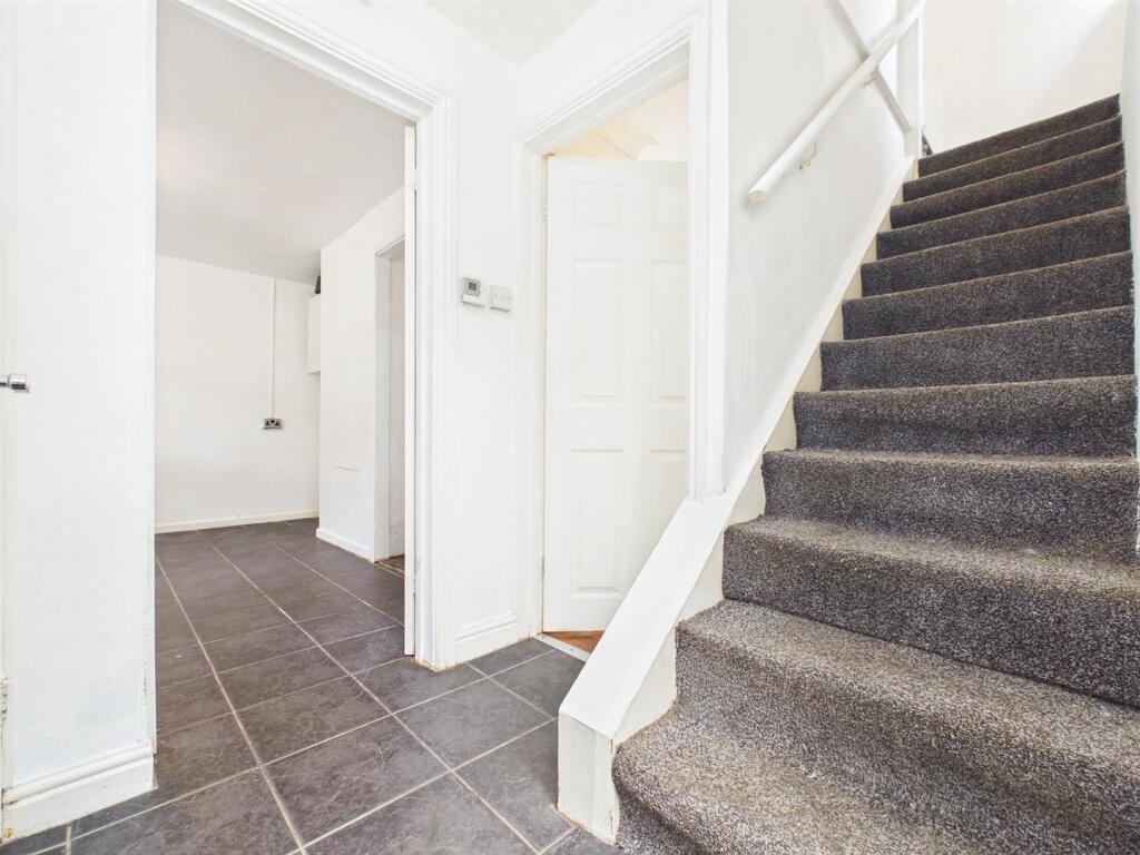 House in Cardiff, Bedwas, Trethomas and Machen - View 3