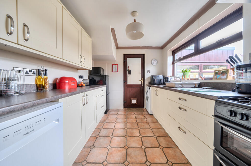 Additional image 3 of Lowerside Road, Glastonbury, BA6