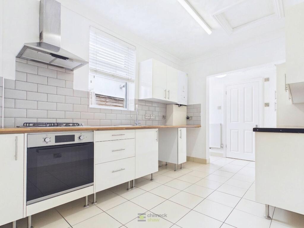 House in Portsmouth - View 2