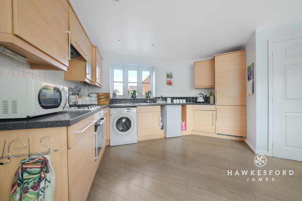 Edward Drive, Kemsley, ME10 - More
