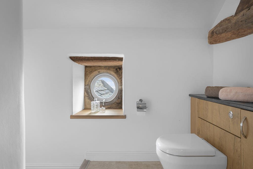 Additional image 45 of Otley Road, Edge of Hawksworth & Menston