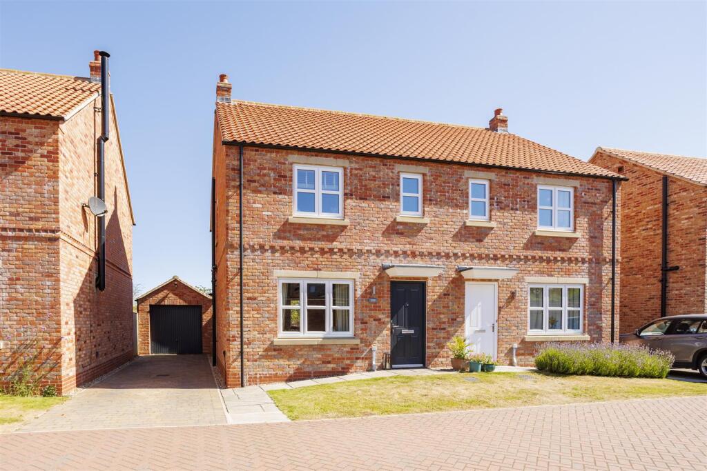 Main image of property: Field View, Great Ouseburn, York