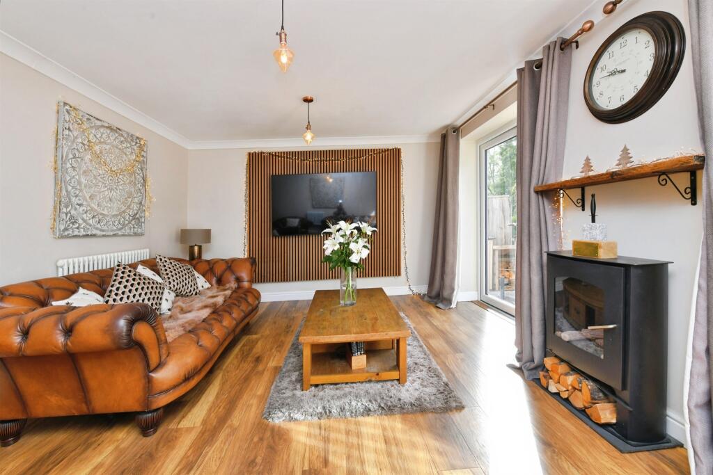 House in Plymouth - View 4
