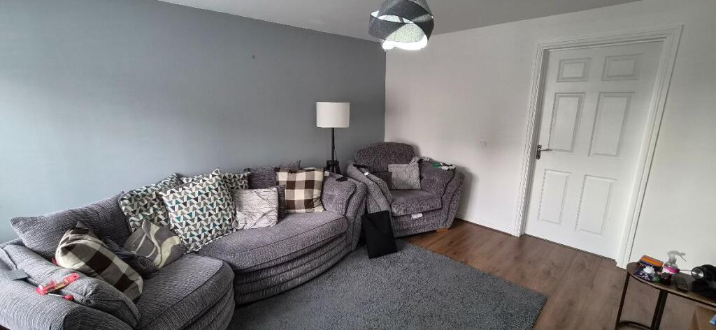 House in Doncaster, Harworth - View 4