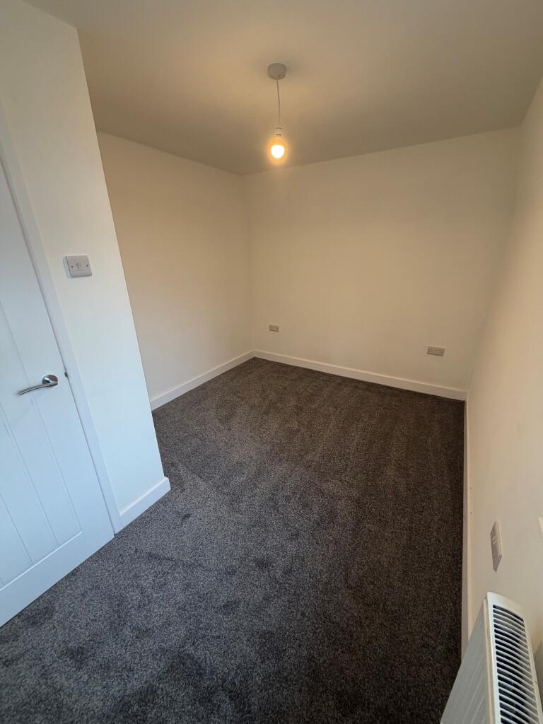 House in Hereford, Herefordshire - More