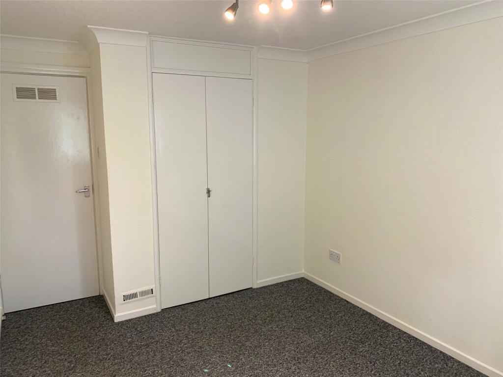Apartment in Brentwood, The Galleries, Warley - View 5