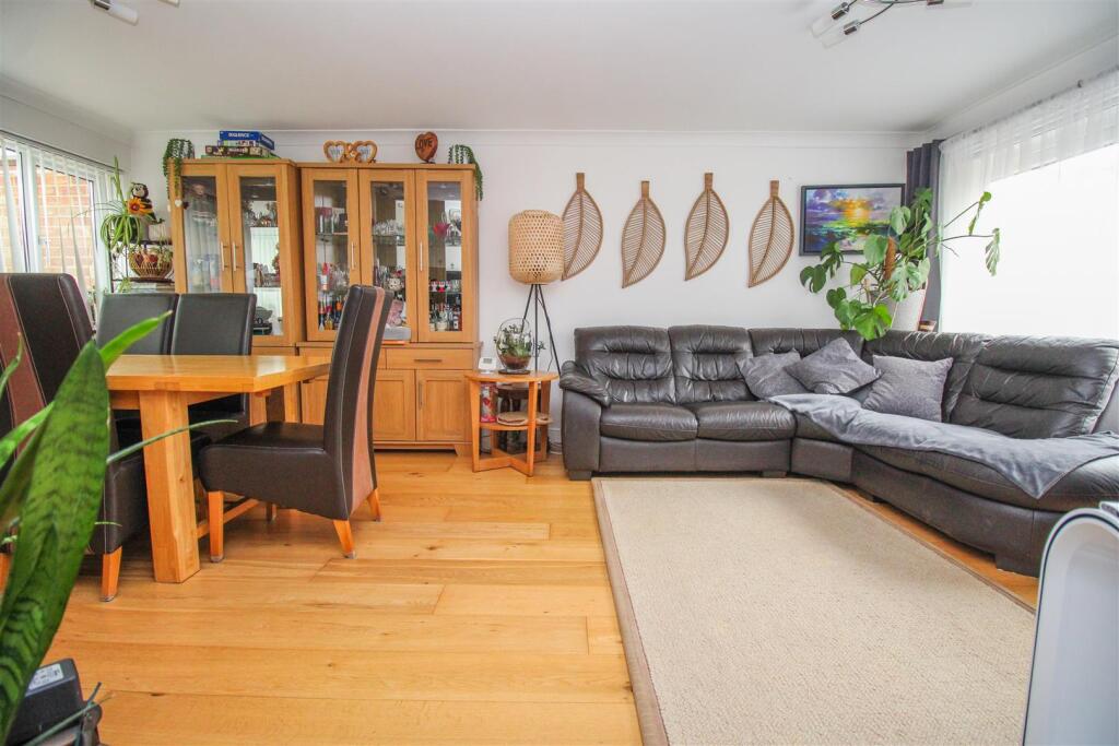 House in Harlow, Essex - View 2