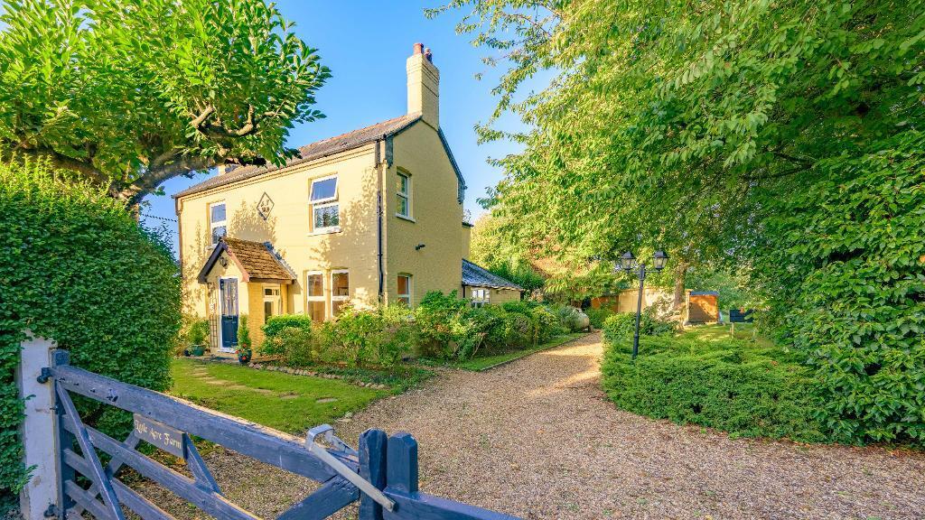 Main image of property: Fendyke Lane, Gorefield, Wisbech, Cambridgeshire, PE13 4NF