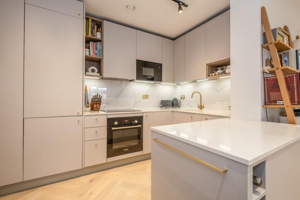 19 Ravensbury Terrace, London, SW18 photo 4