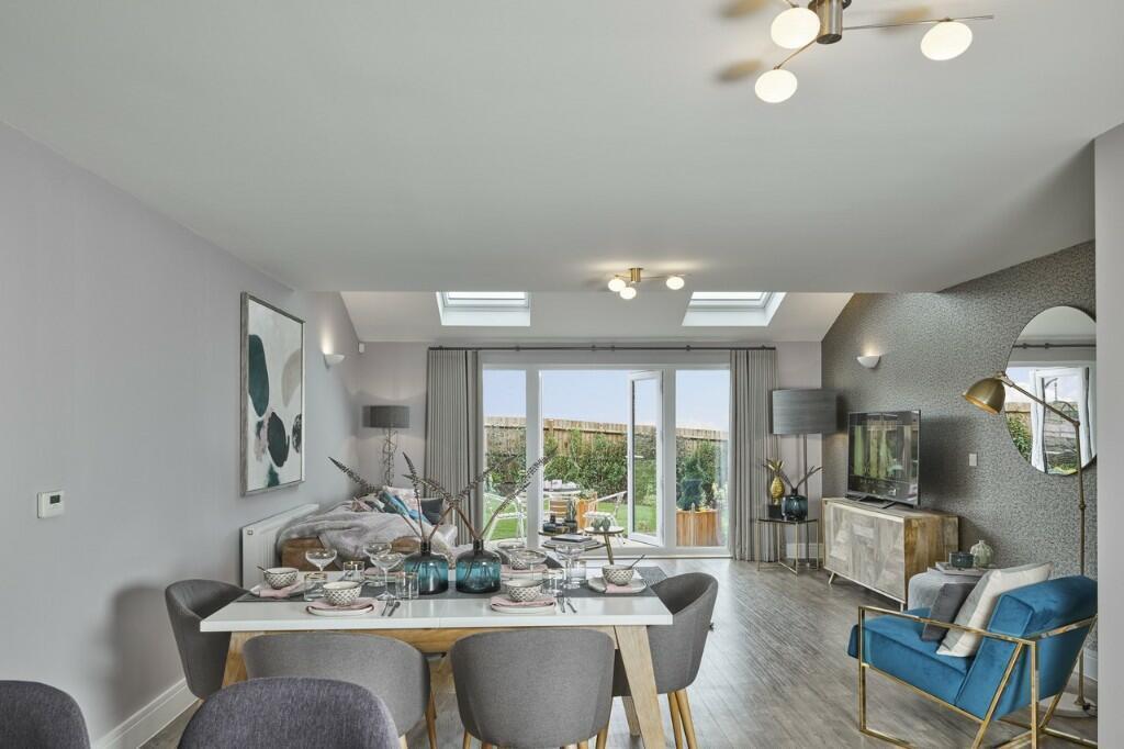House in East Hertfordshire, St Michael's Hurst, Bishop's Stortford - More