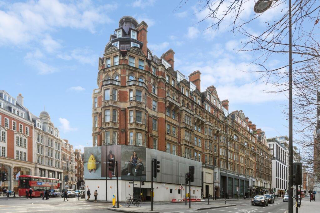 Main image of property: Knightsbridge, London SW1X