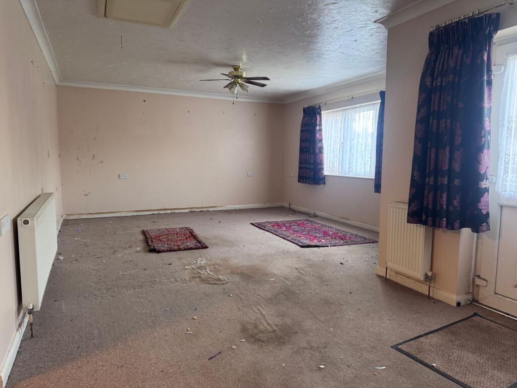 Old Vicarage Park, Narborough, King's Lynn, PE32 photo 4
