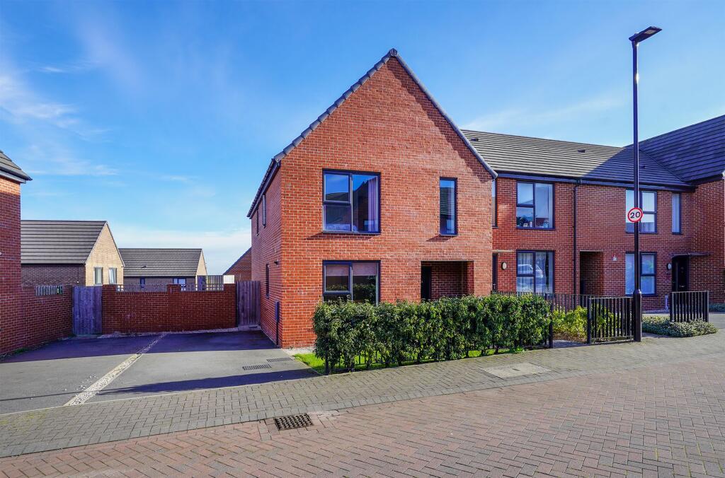 Main image of property: Stonecliffe Road, Sheffield, S2