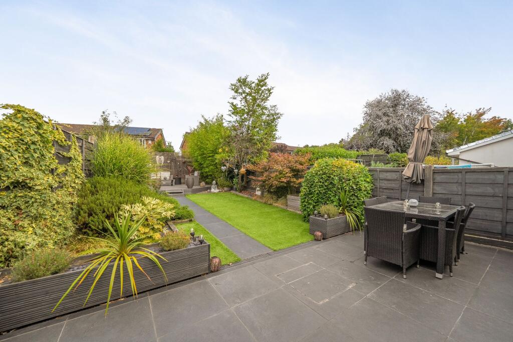 House in Stockport - View 4