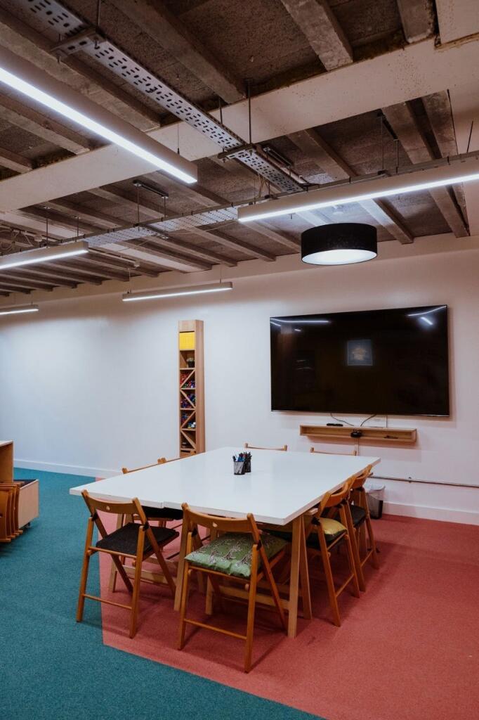 large meeting room for hire.jpeg