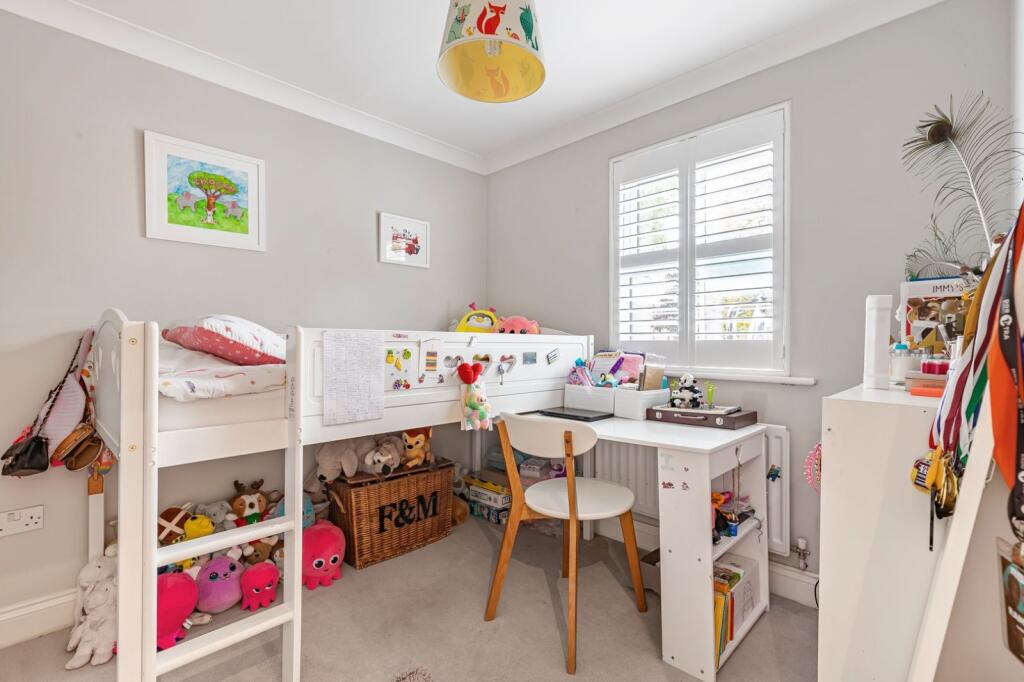 Apartment in London - More