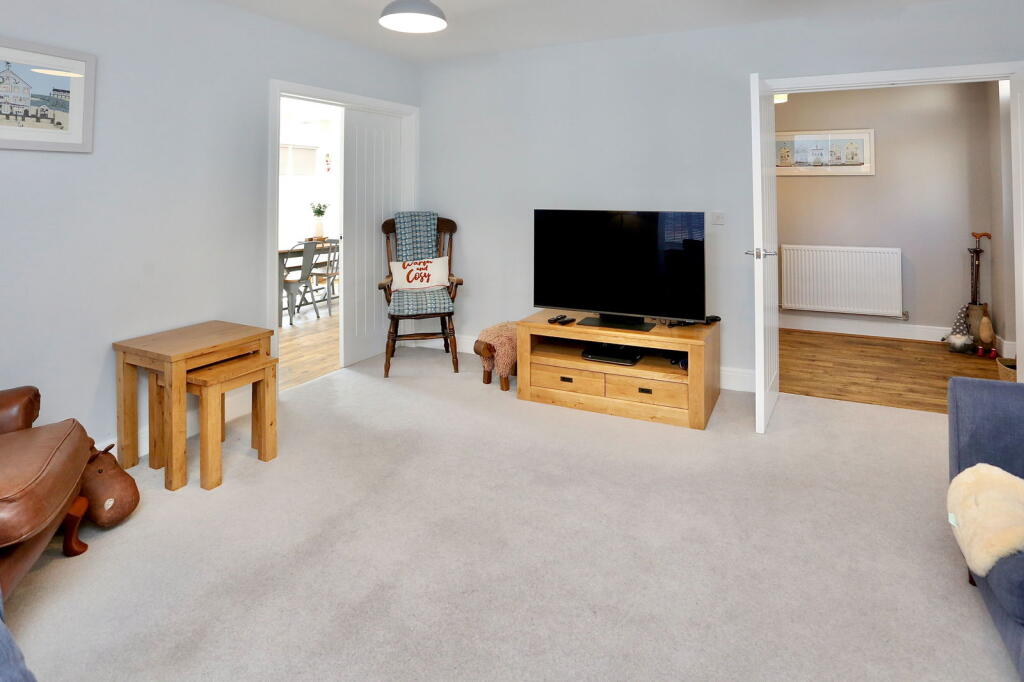 1 Ffordd Hywel y Coed, Llanfoist, Abergavenny, NP7 9DQ photo 4