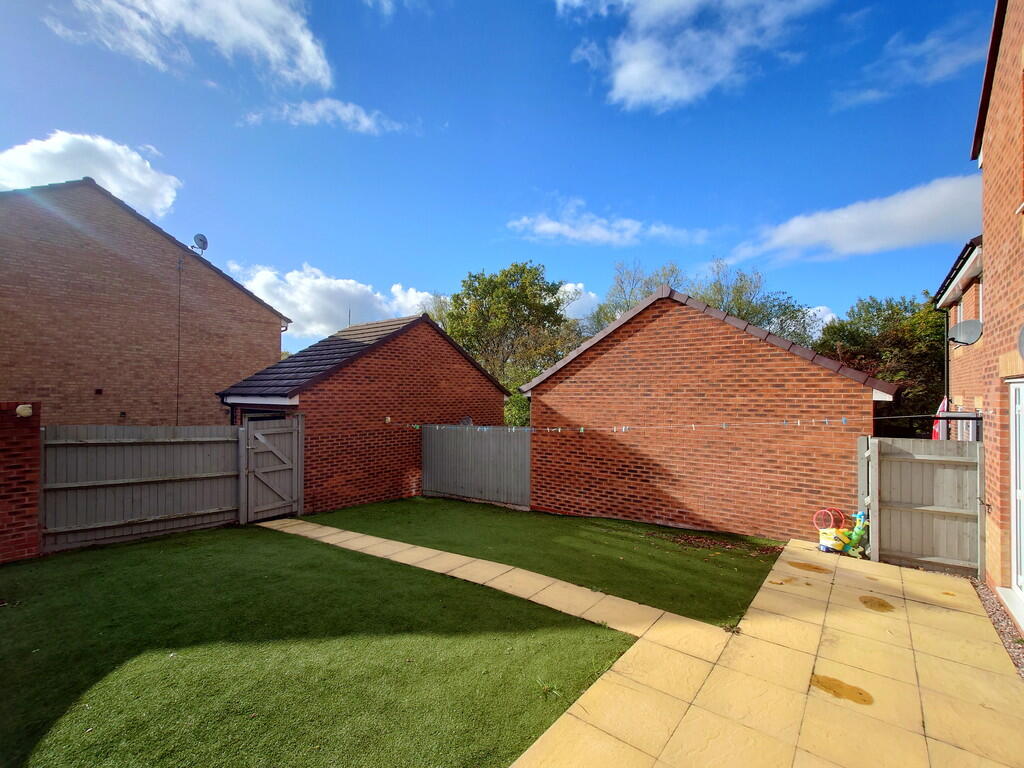 Bambury Drive, Talke, Stoke-on-Trent photo 5