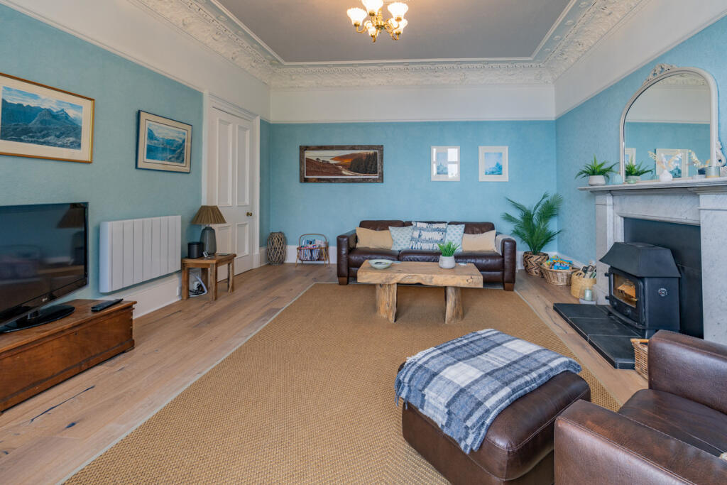 Apartment in Paisley - More