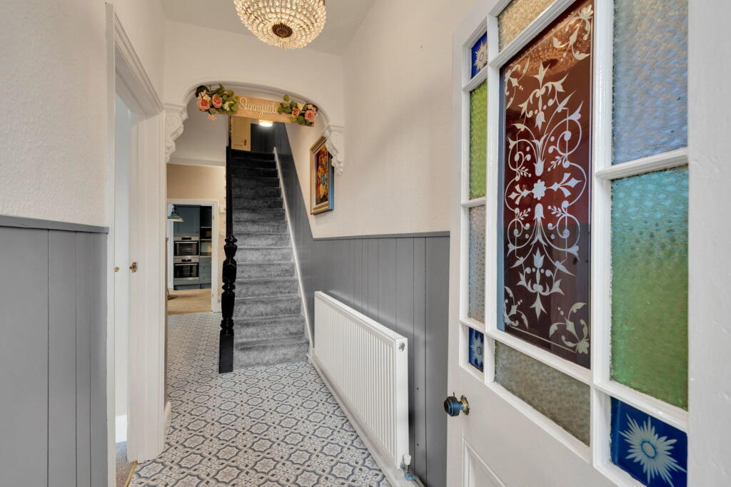 House in Newport - View 4