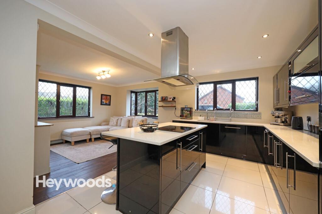 Crewe Road, Madeley Heath, CW3 photo 4