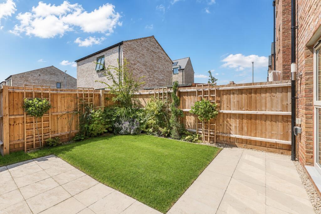 House in Cambridge, Eddington - View 3