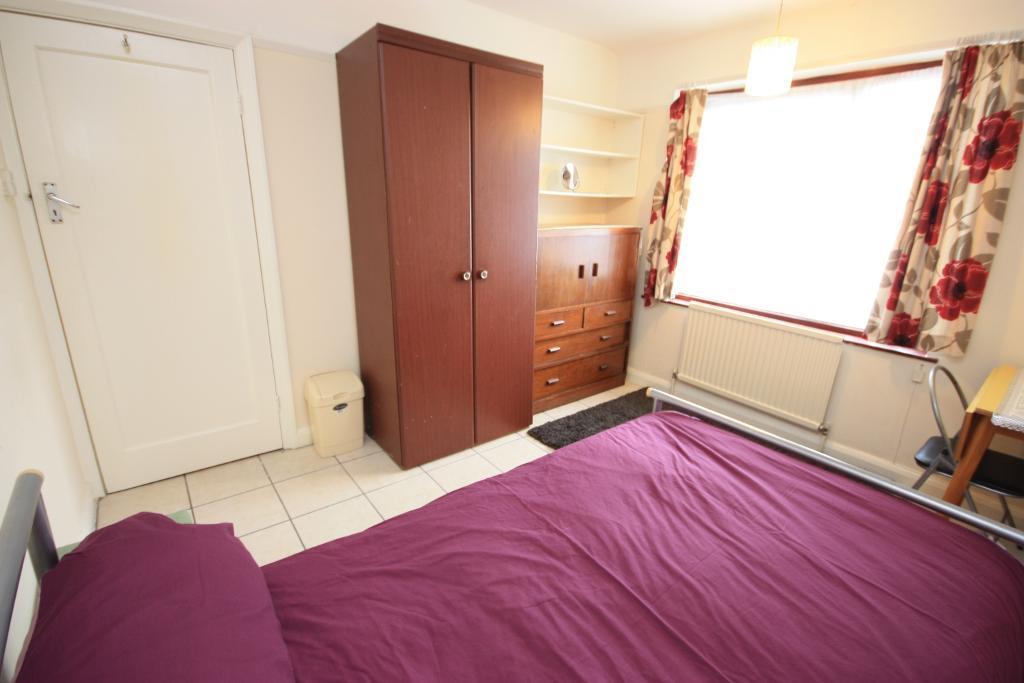 Main image of property: Hoylake Road, East Acton, London, W3 7NP