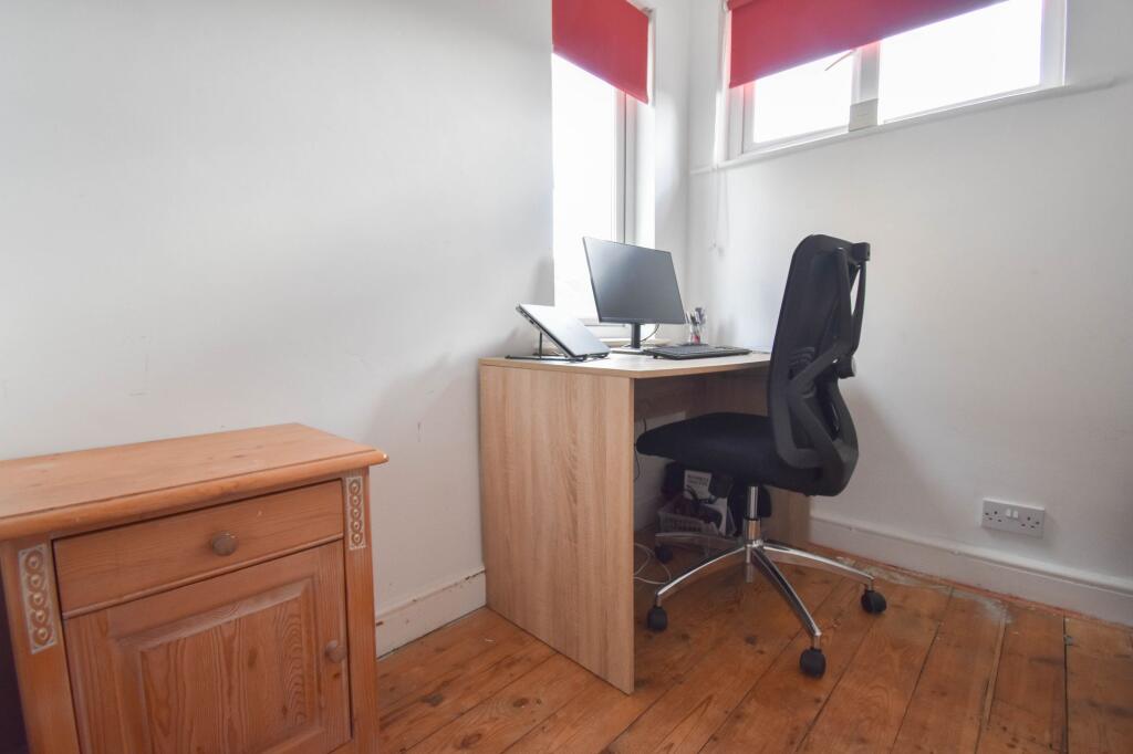 House in Milton Keynes - View 3