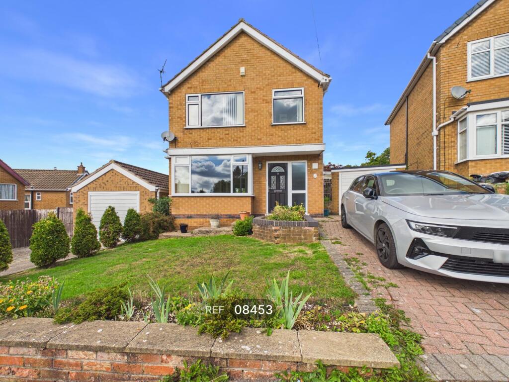 Main image of property: Homefield Avenue, Nottingham, NG5 8FZ