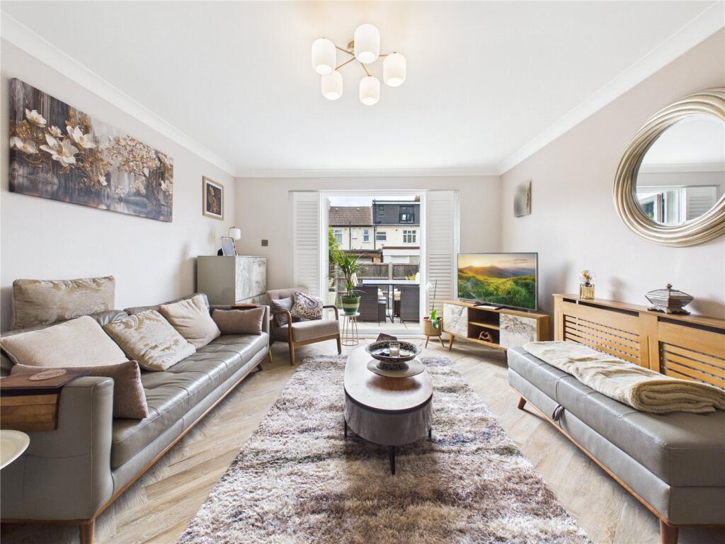 House in London - View 3