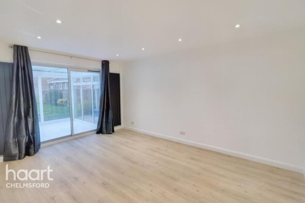 House in Chelmsford - View 3
