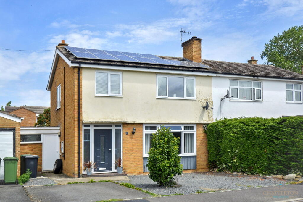 Main image of property: Meadow Road, South Littleton, WR11 8YE