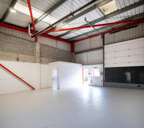 UNIT-32_Carcroft_Mileway_009.jpg