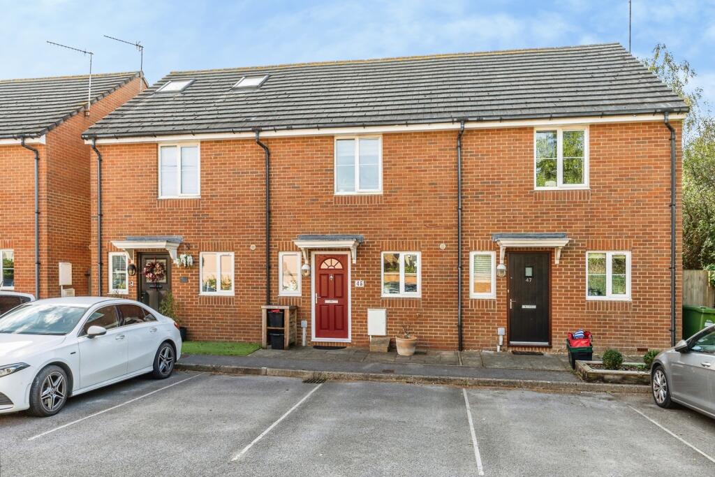 Main image of property: Finisterre Parade, Portishead, Bristol, Somerset, BS20