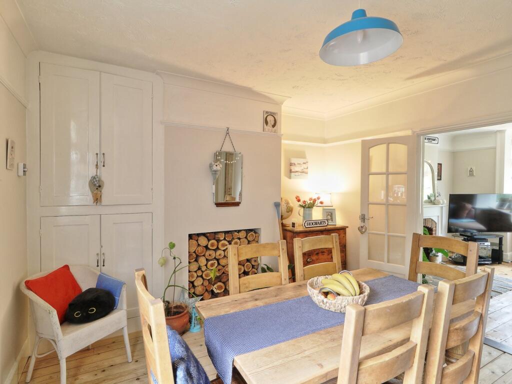 Kings Road, St Neots, PE19 photo 4