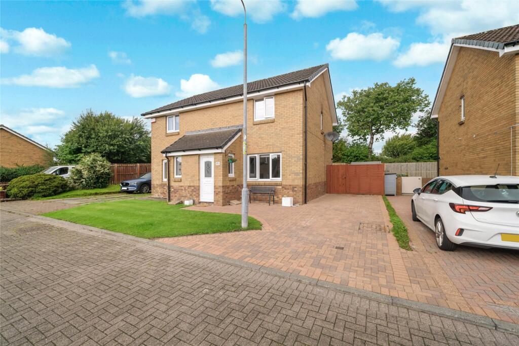Main image of property: Harwood Gardens, Moodiesburn, Glasgow, North Lanarkshire, G69