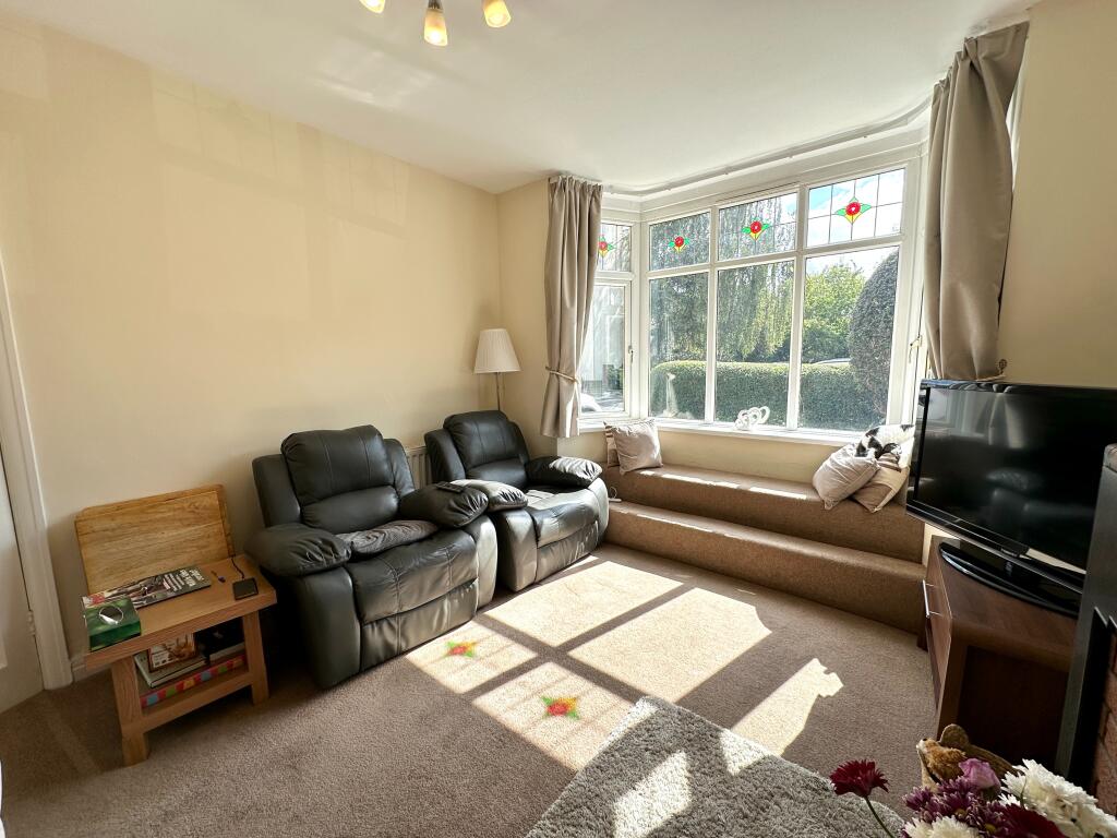 House in Walsall, West Midlands - More