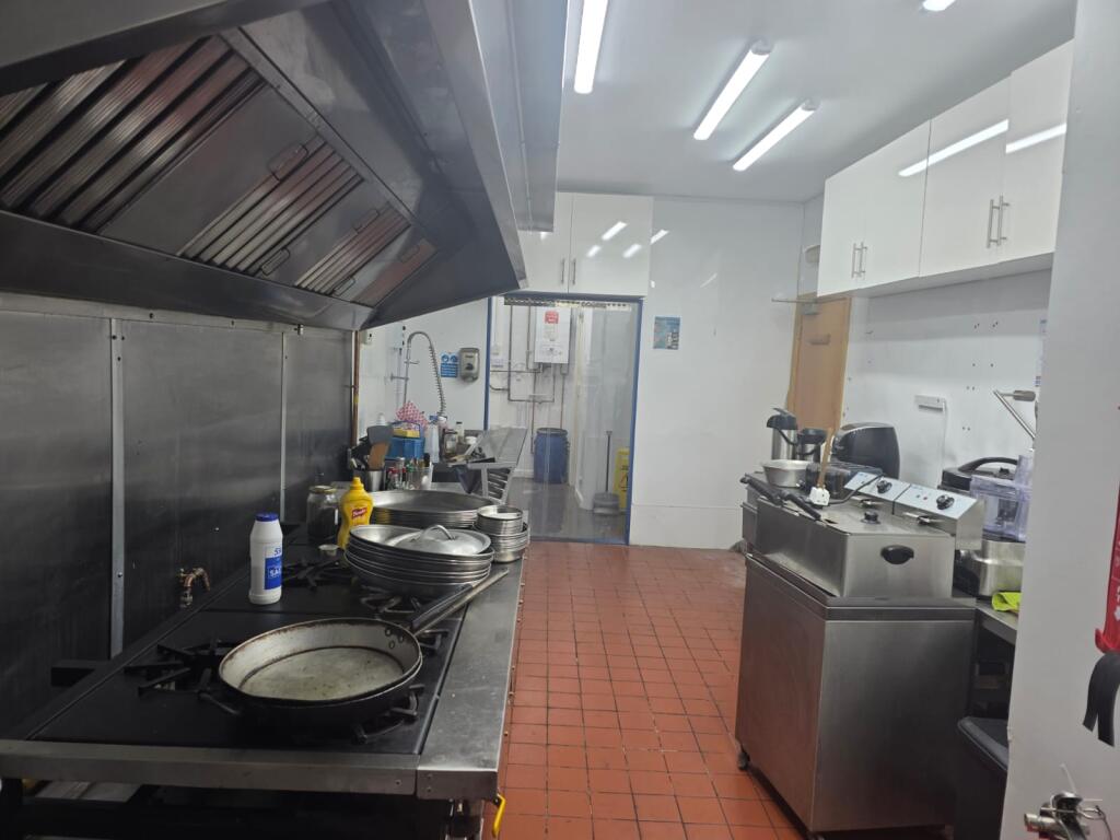 Fitted Kitchen