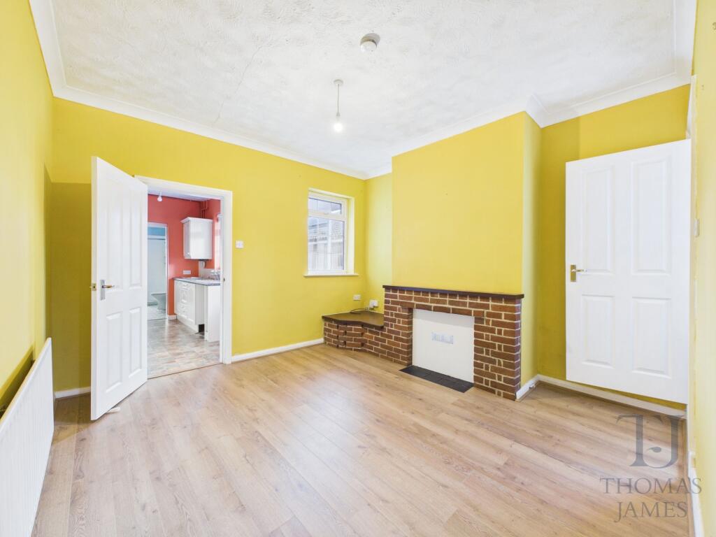 House in Rushcliffe, Radcliffe-on-Trent - View 5