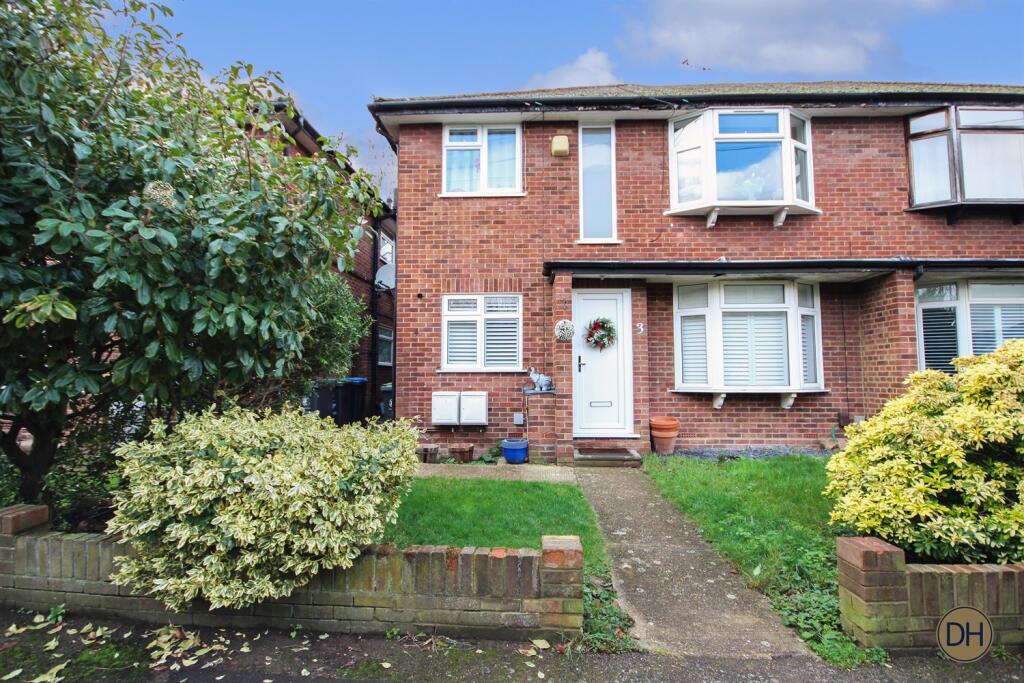 Main image of property: Algers Mead, Loughton, Essex IG10