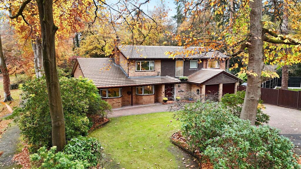 Main image of property: Redwood Glade, Leighton Buzzard